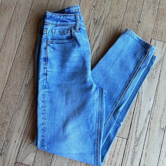 American eagle mom straight jeans size 00 like new condition - Picture 3 of 12